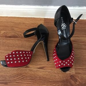 🎈3/$15 Studded red & black platform heels 8